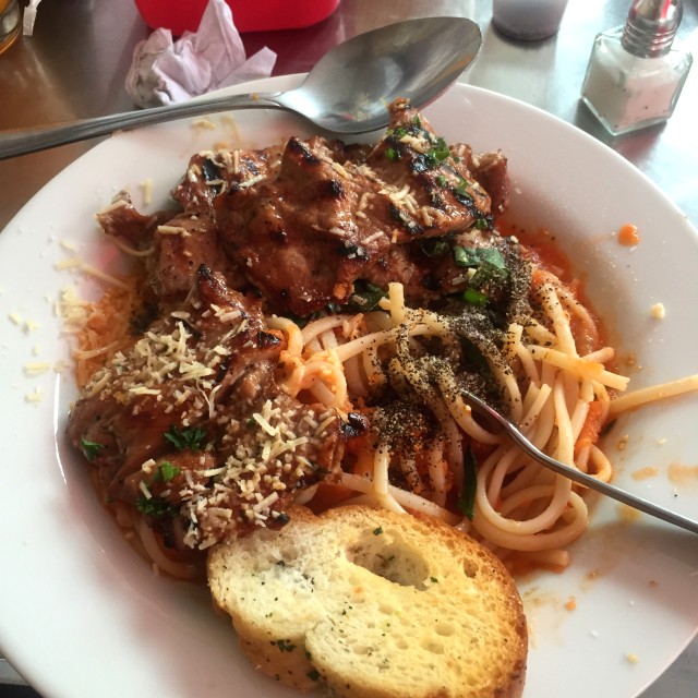 Spaguetti con ternera