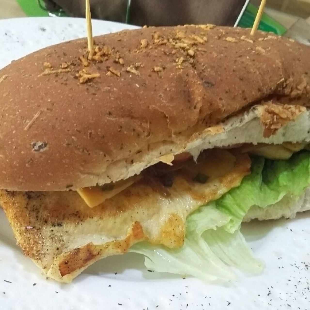 sándwich de pollo