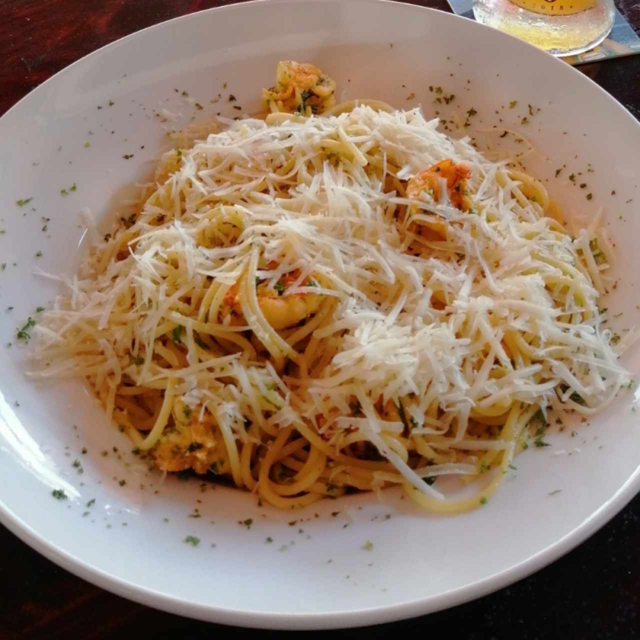 Spaghetti al Óleo con camarones