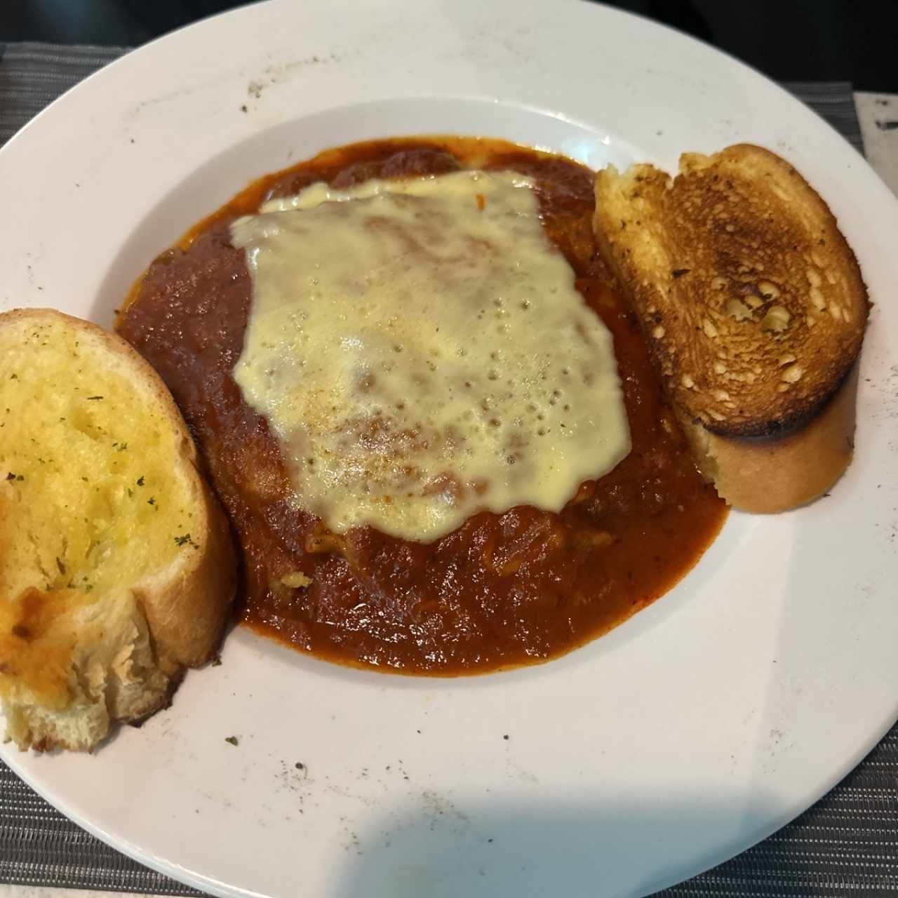 Lasagna de Carne en salsa Pomodoro