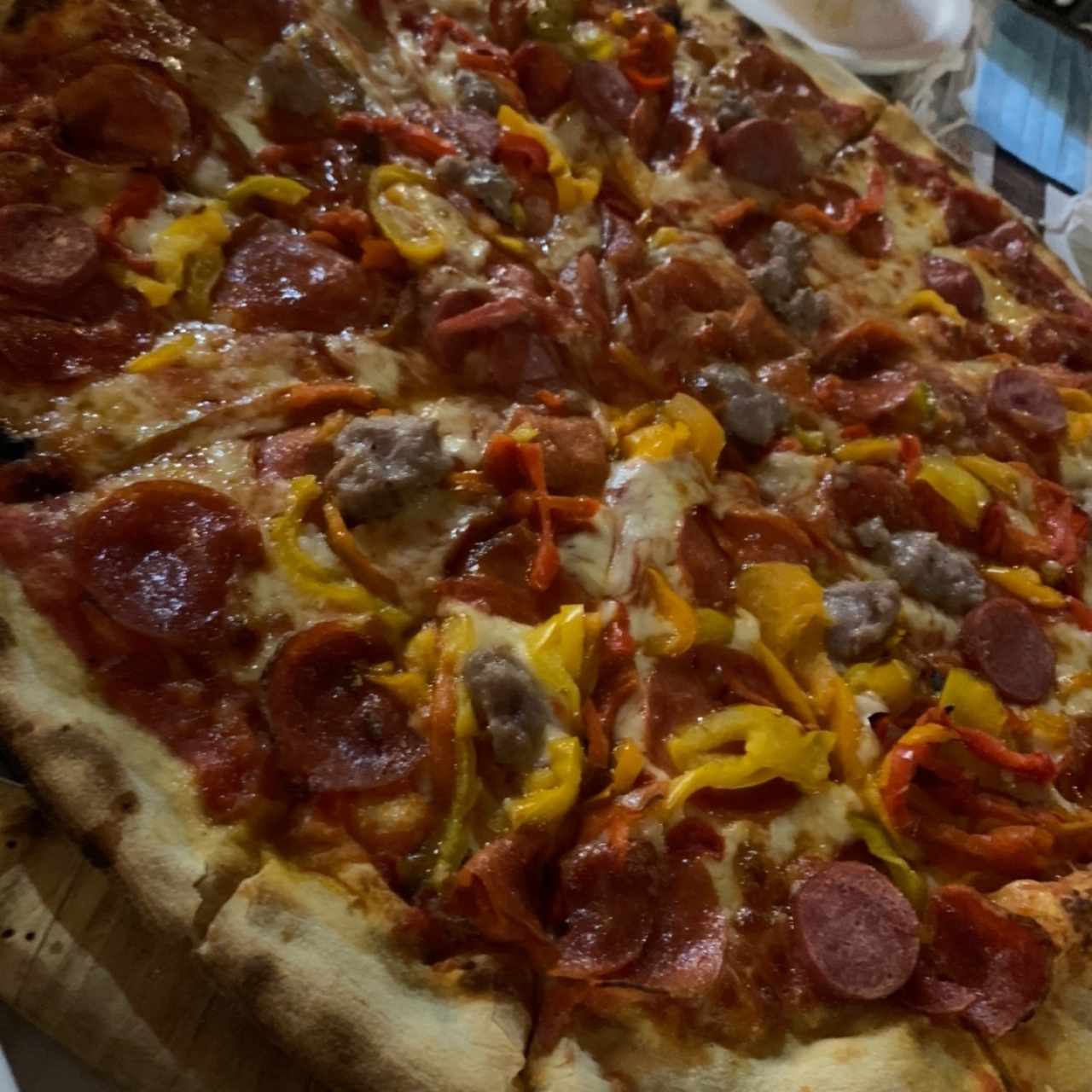 Pizza americana 