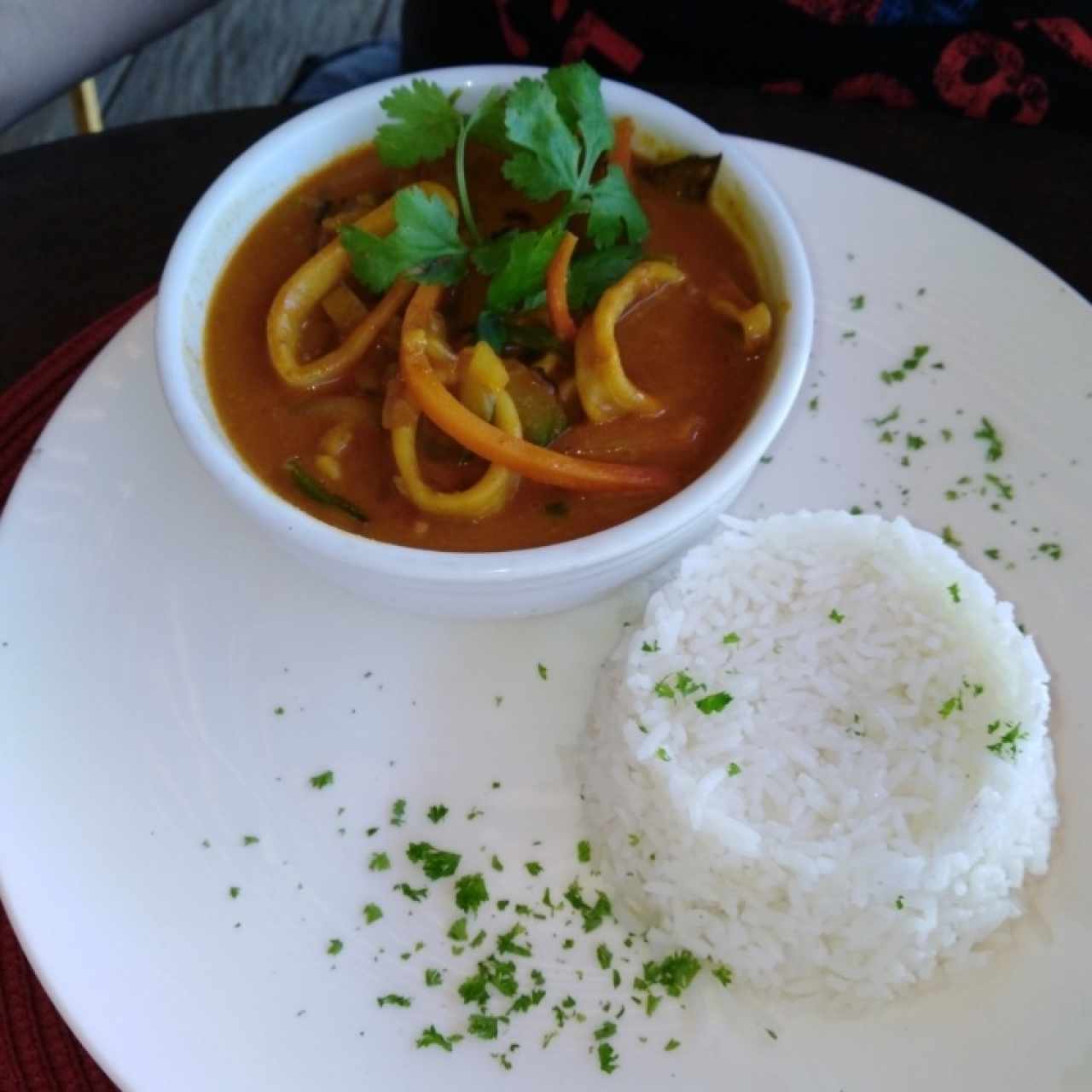 curry rojo de calamar