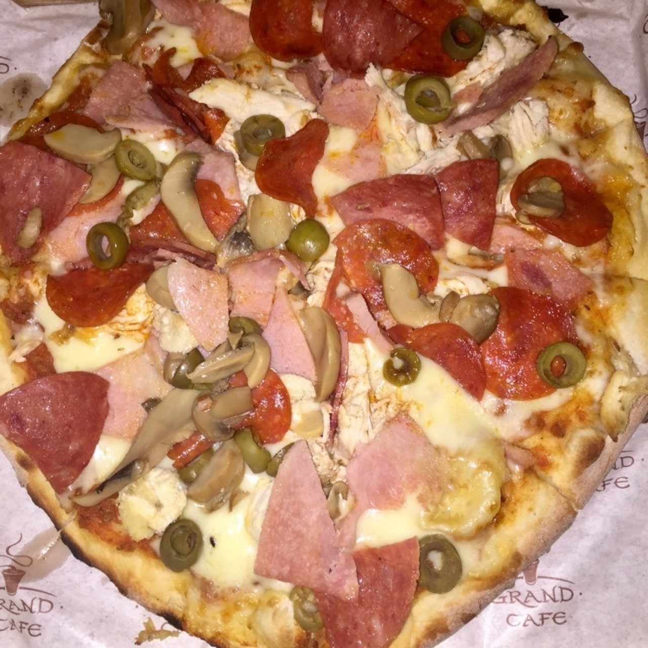 pizza mediana de combinación