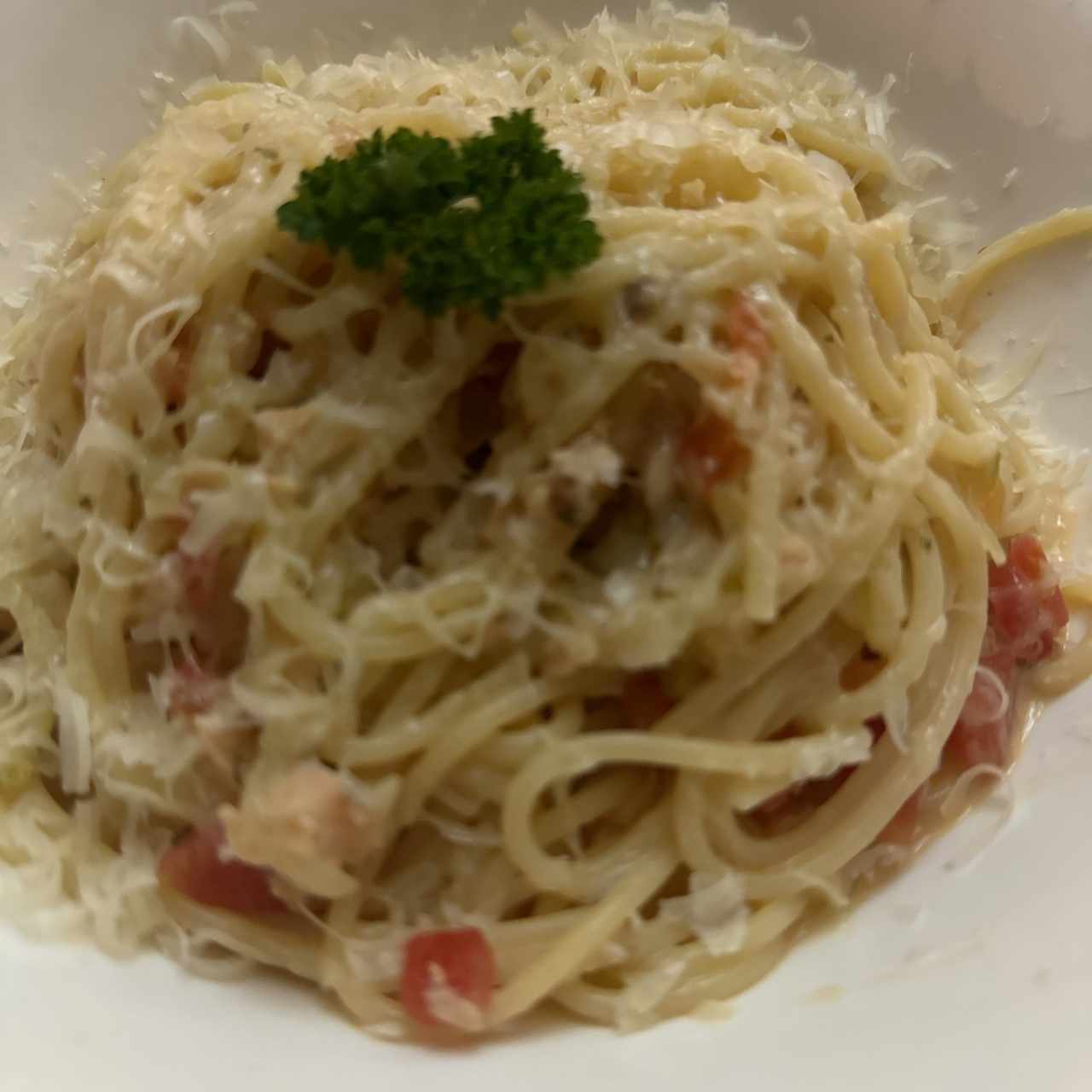 Spaghetti con salmón 