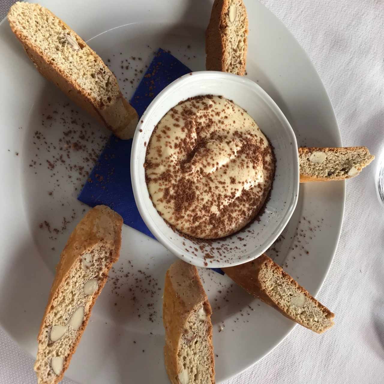 Crema con galletas de almendras