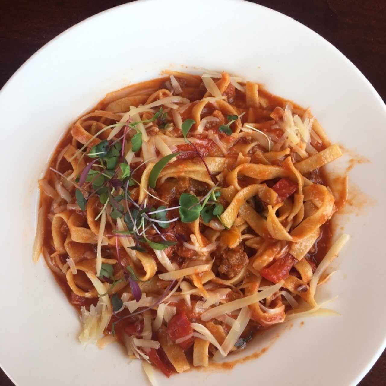 tagliatelle con chorizo casero y picante