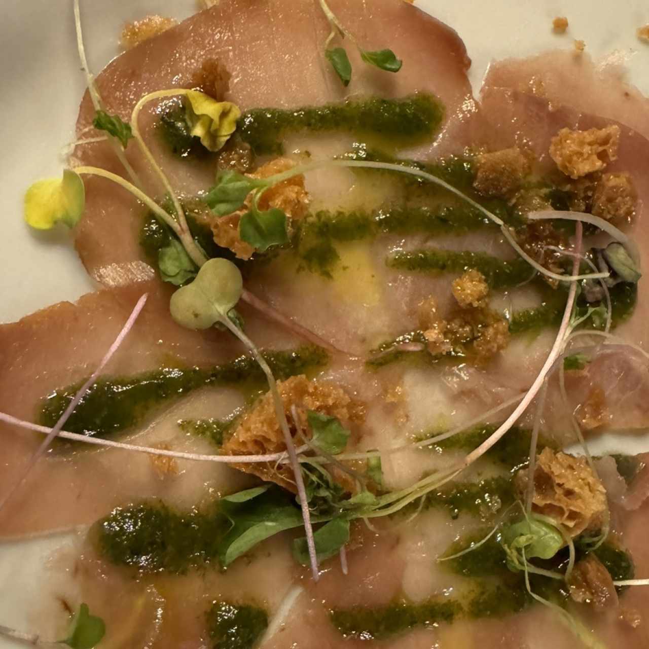 Atun carpaccio