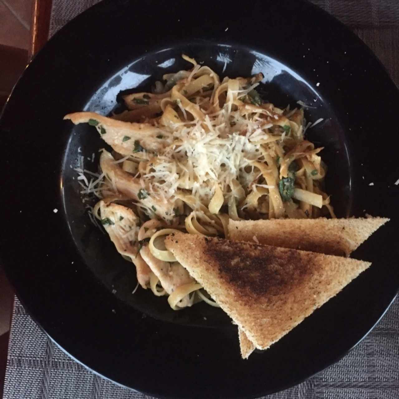 fetuccini de pollo