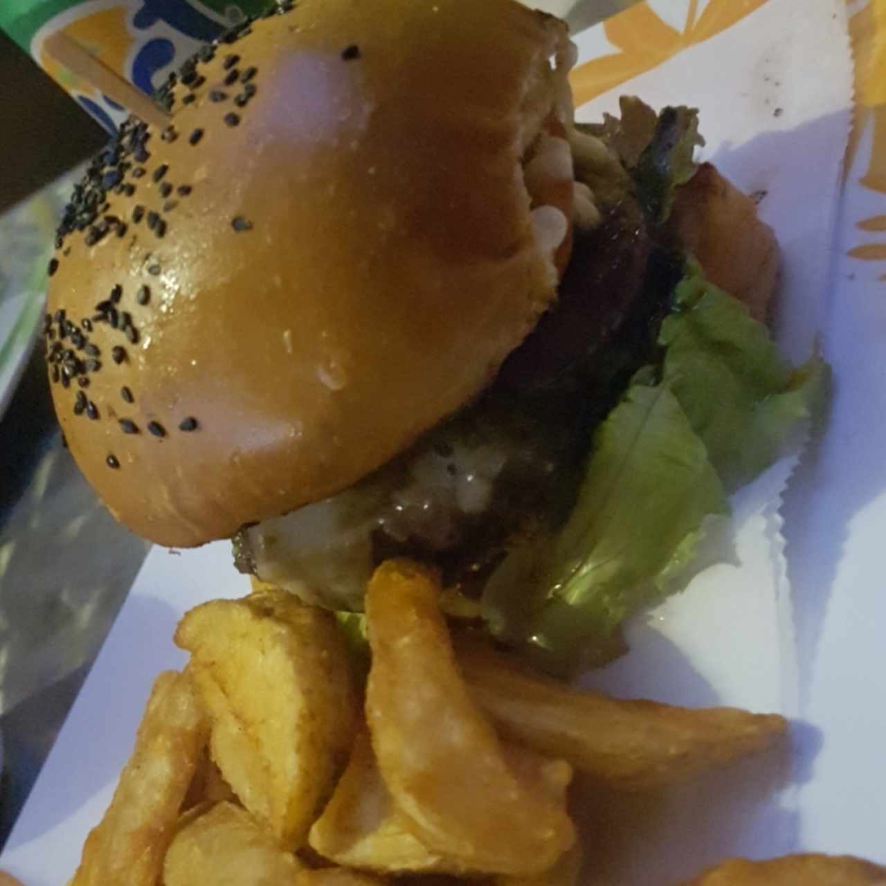 Pesto Burger