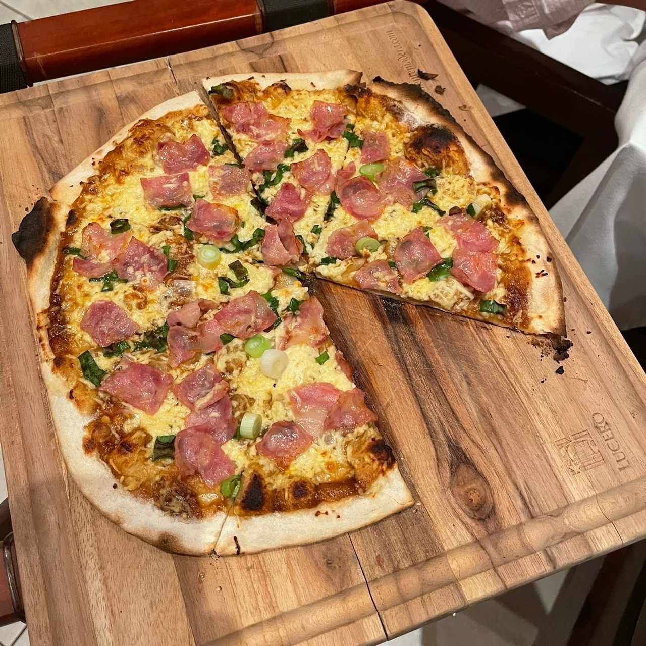 pizza con jamon 