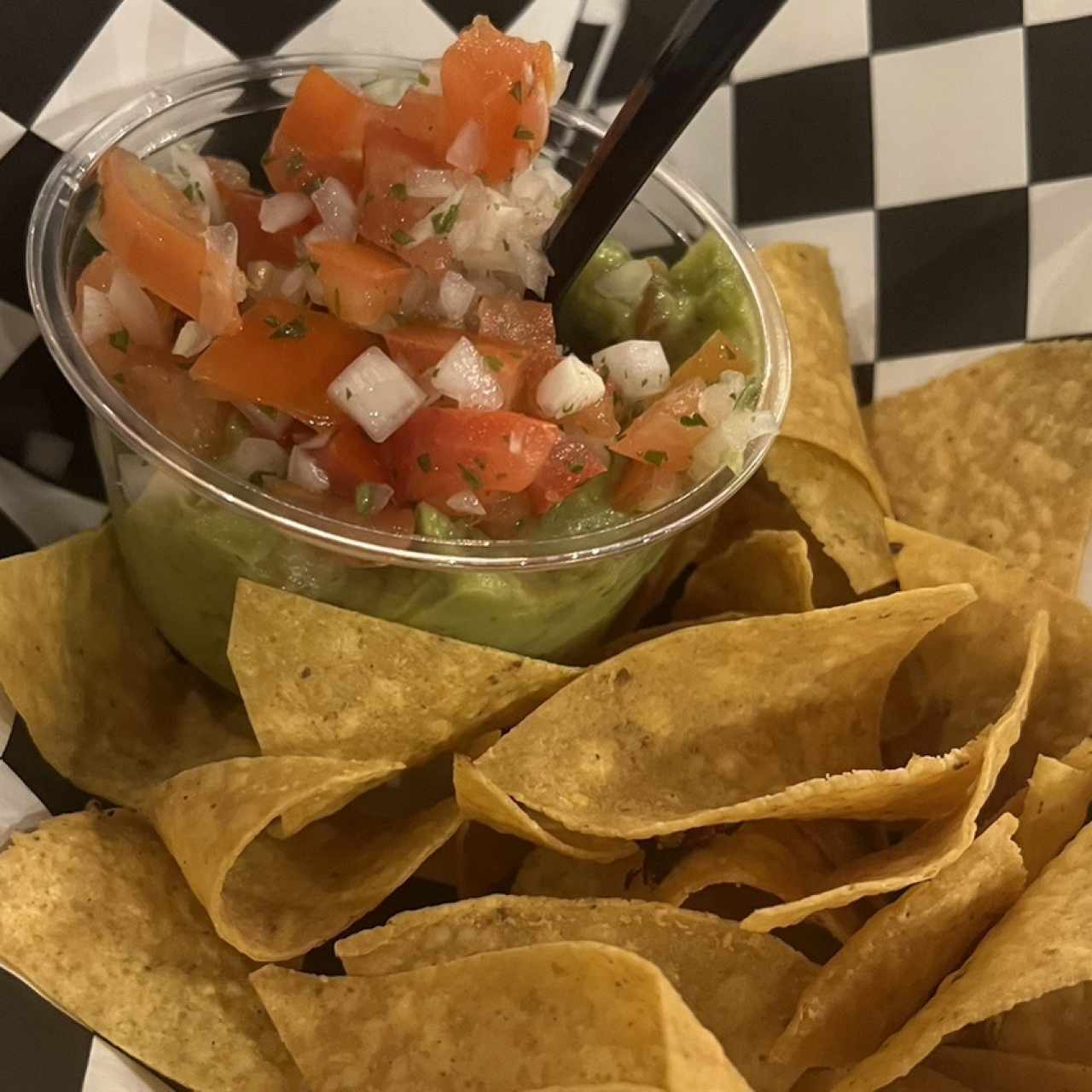 Guacamole con Totopos