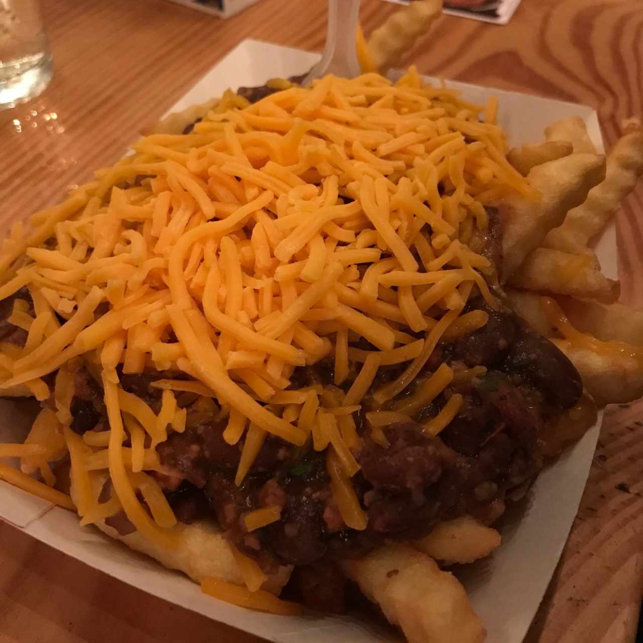 Chili y fries