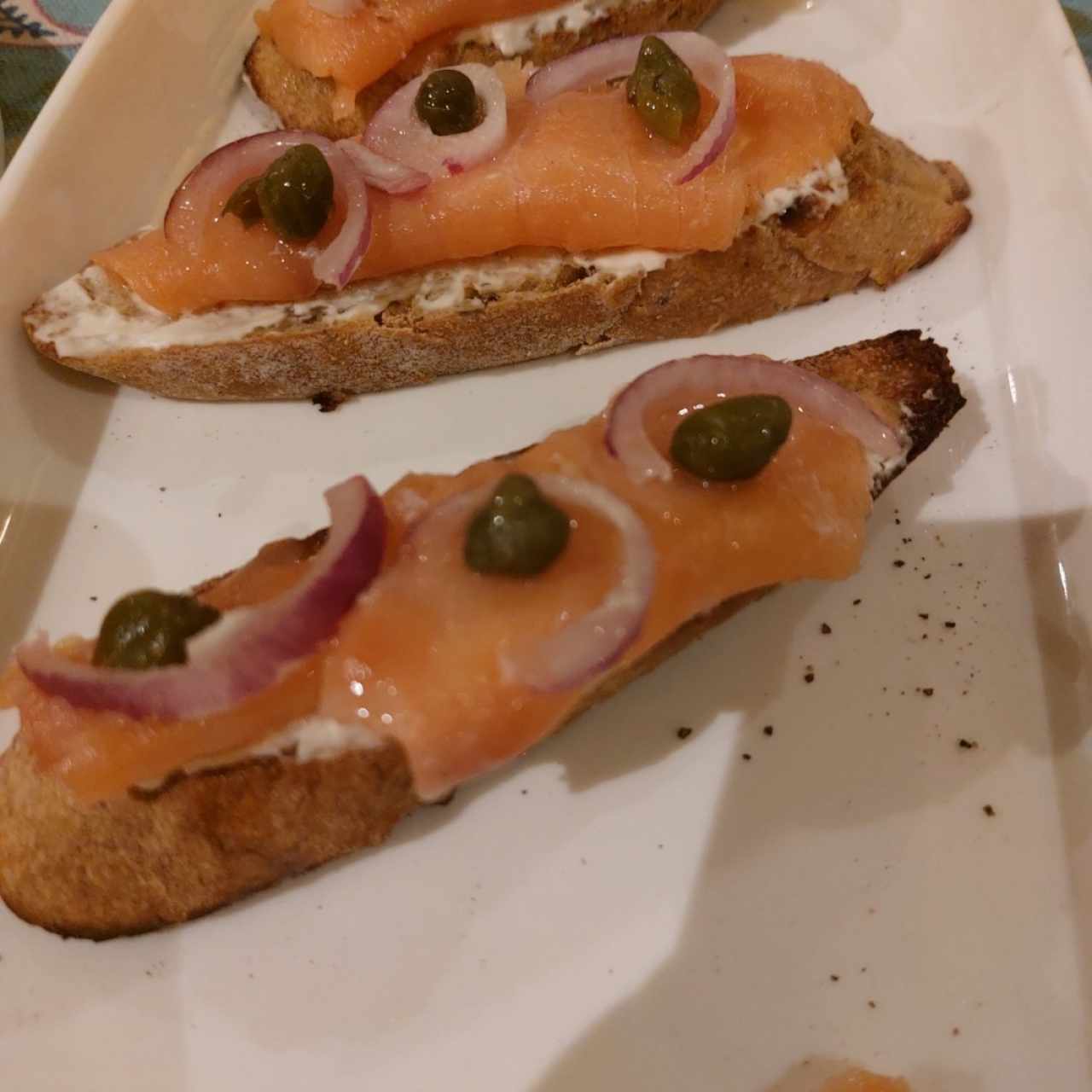 Appetizers /Entradas - Crostinis