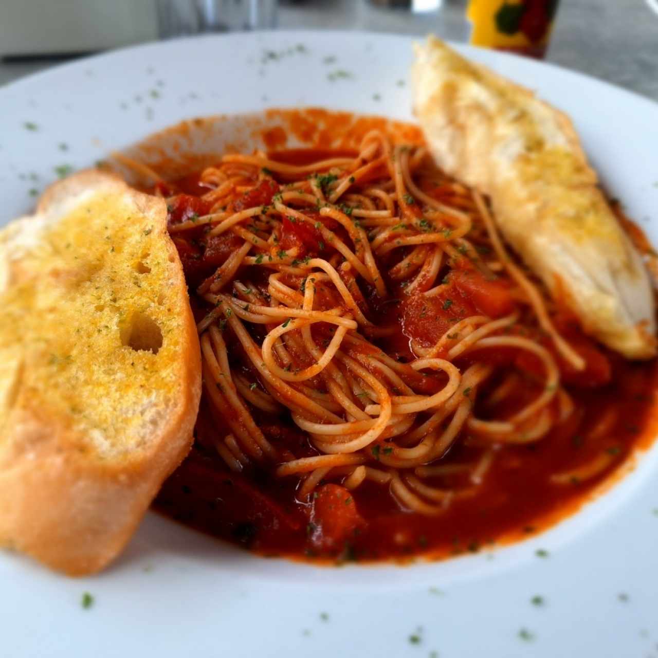 Spaghetti pomodoro 