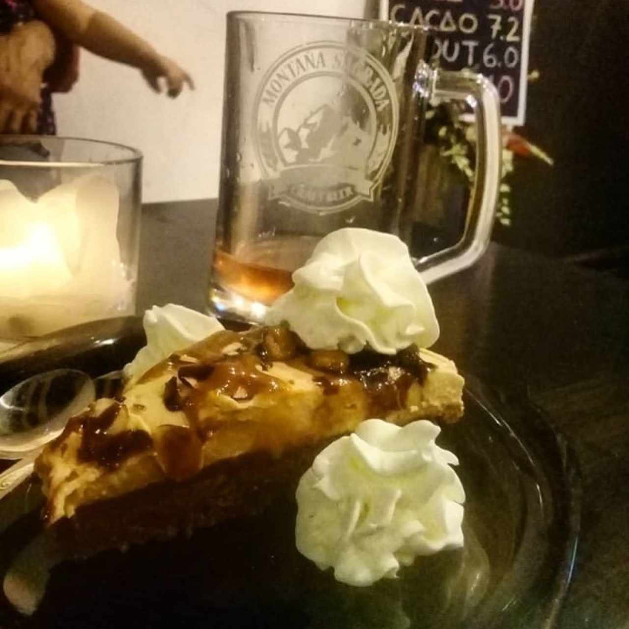 Cheese cake de dulce de leche con base de brownie y nueces caramelizadas 🤤🤤