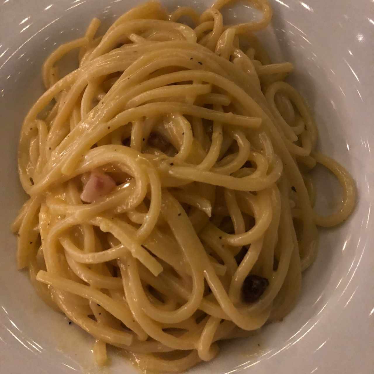 Spaghetti a la carbonara 