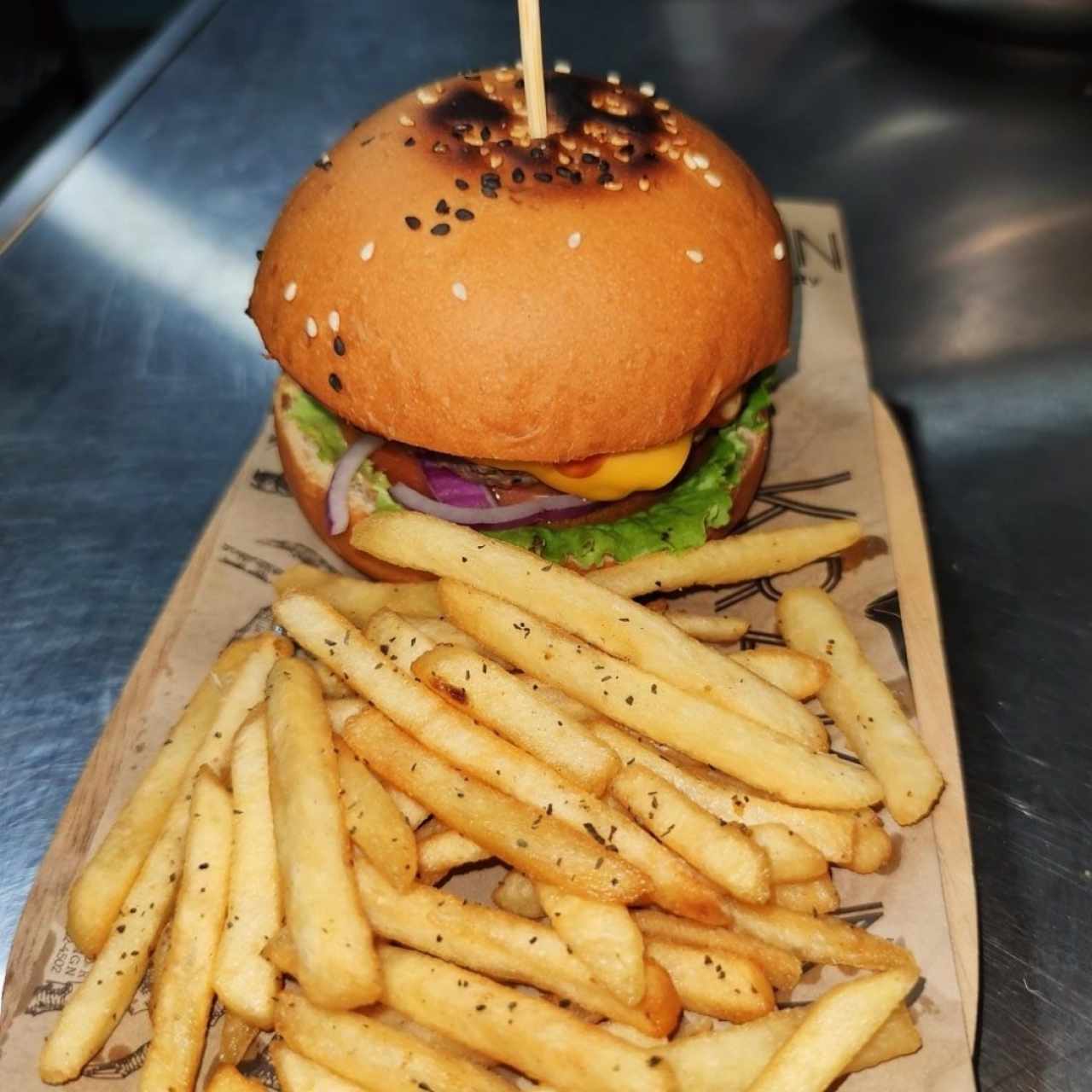 Cheesy burger 