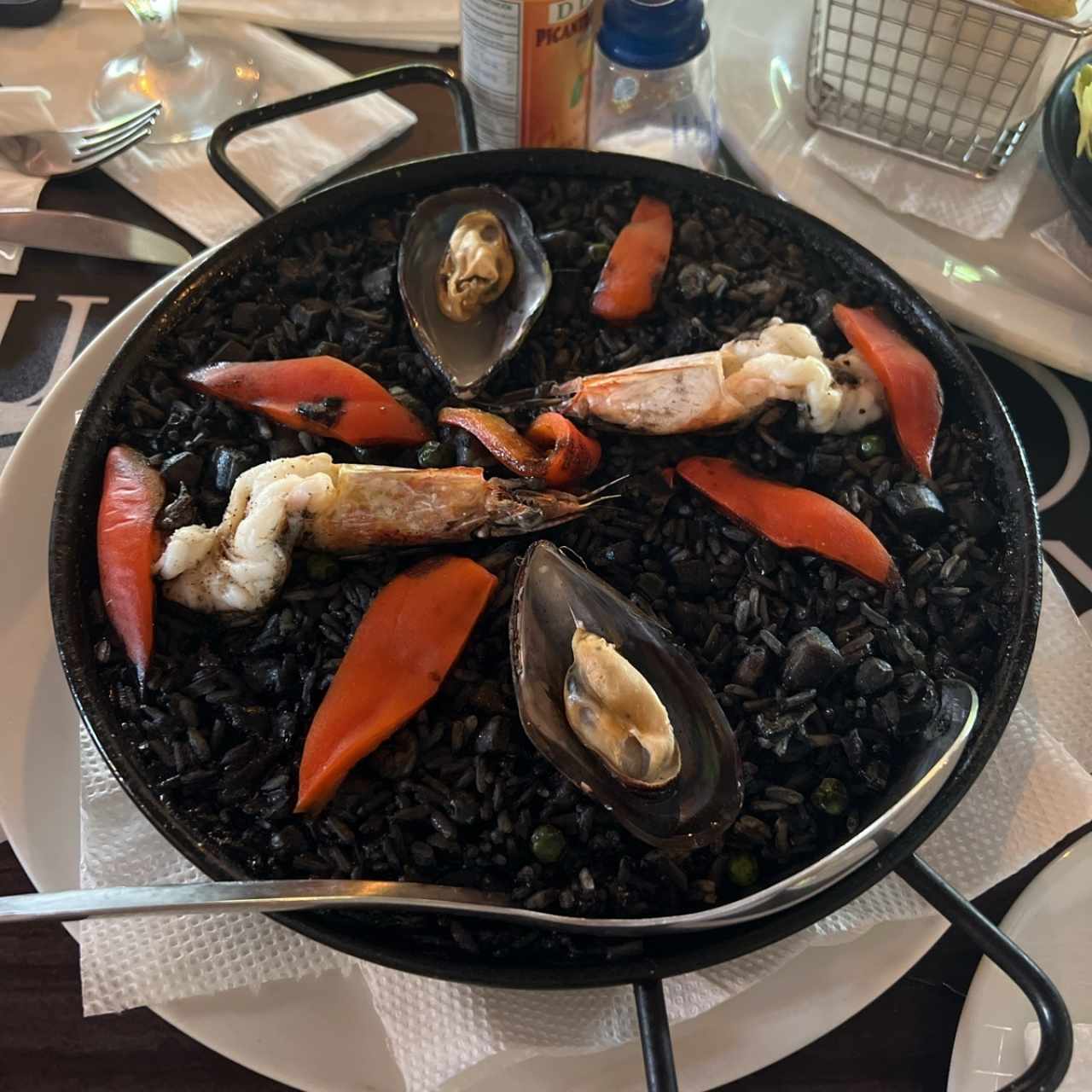 Paella negra