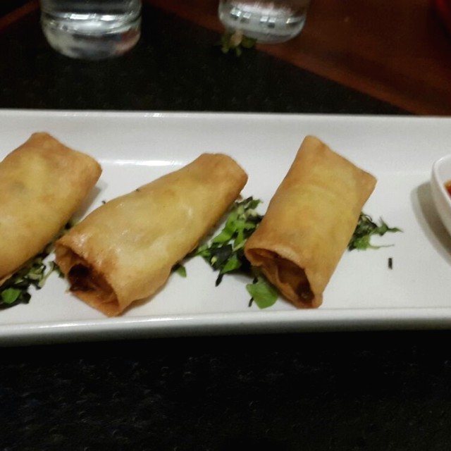 Rollitos de Camarones con Queso Crema