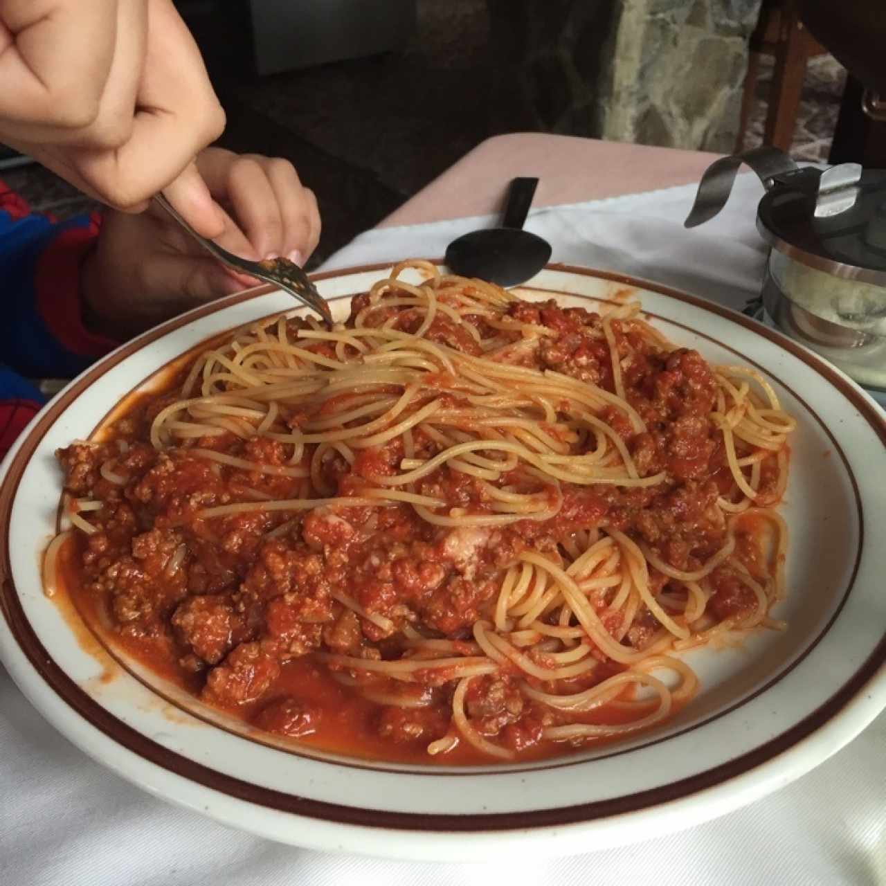 Spaghettis con salsa bolognesa