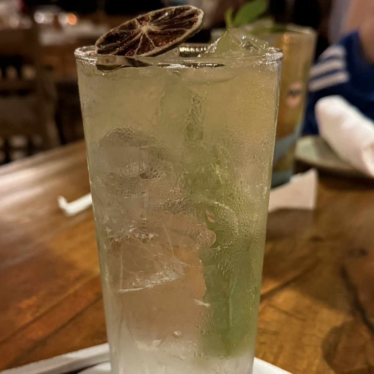 Cocktail de Gin y Malibu