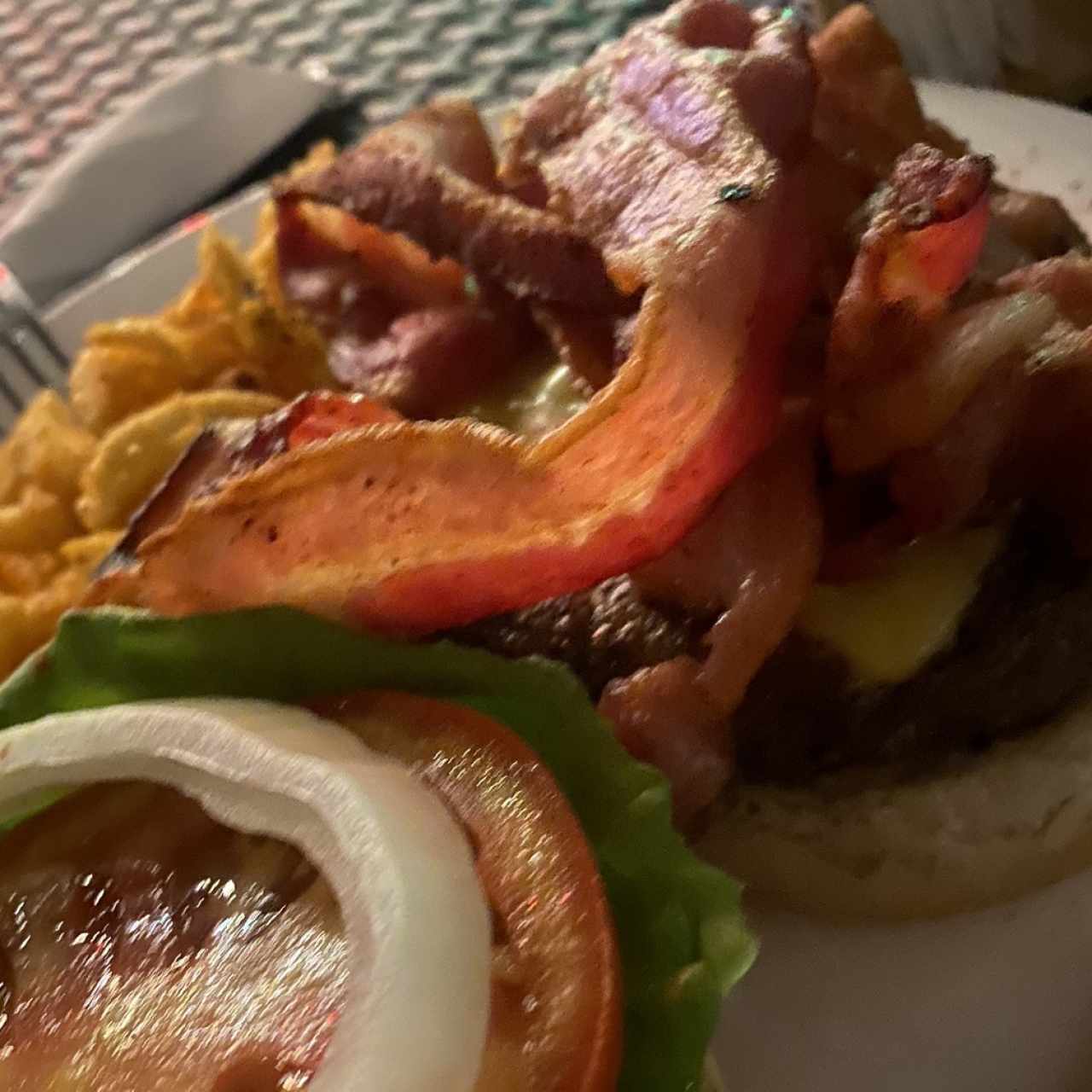 Hamburguesa Tocino y Queso