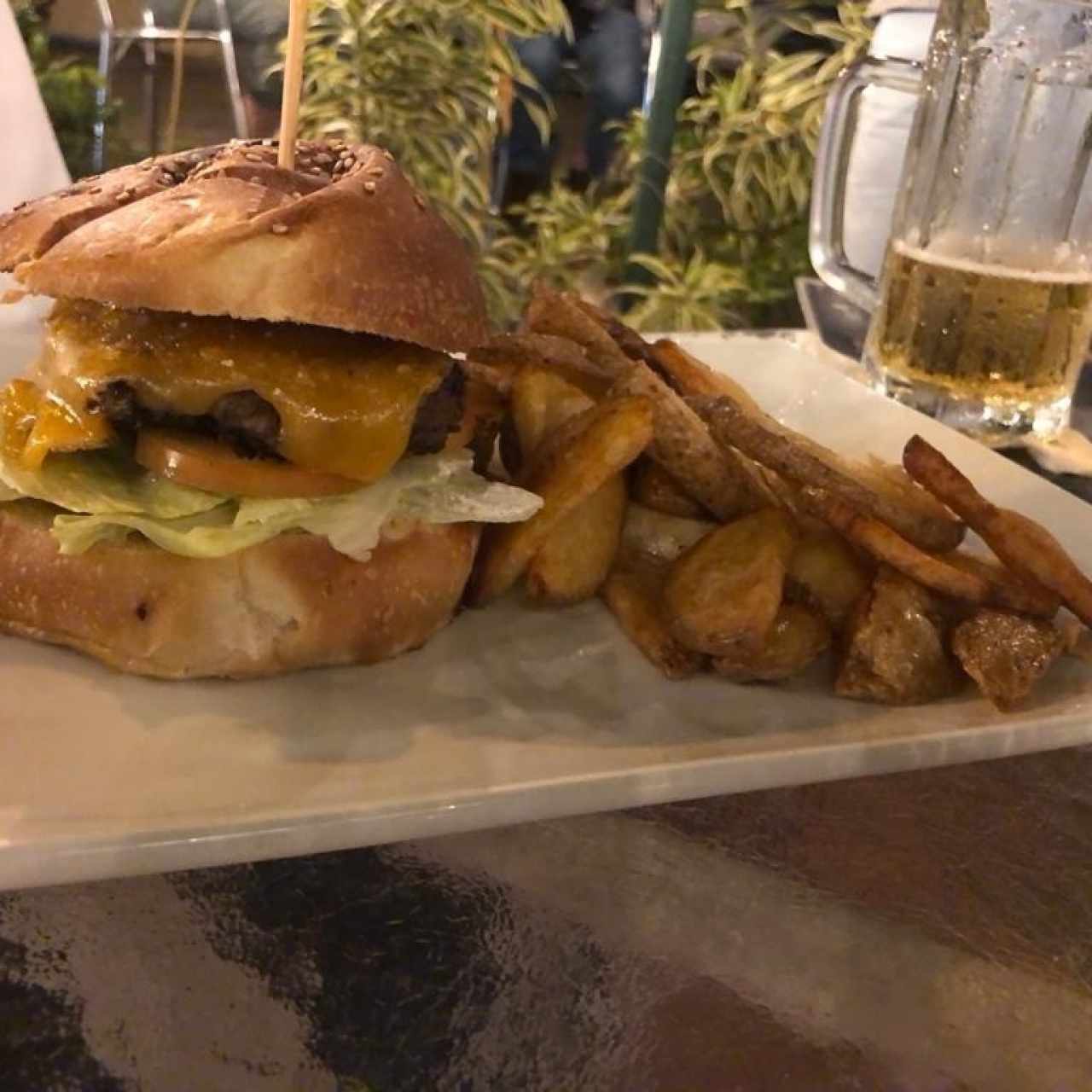 Picasso burger