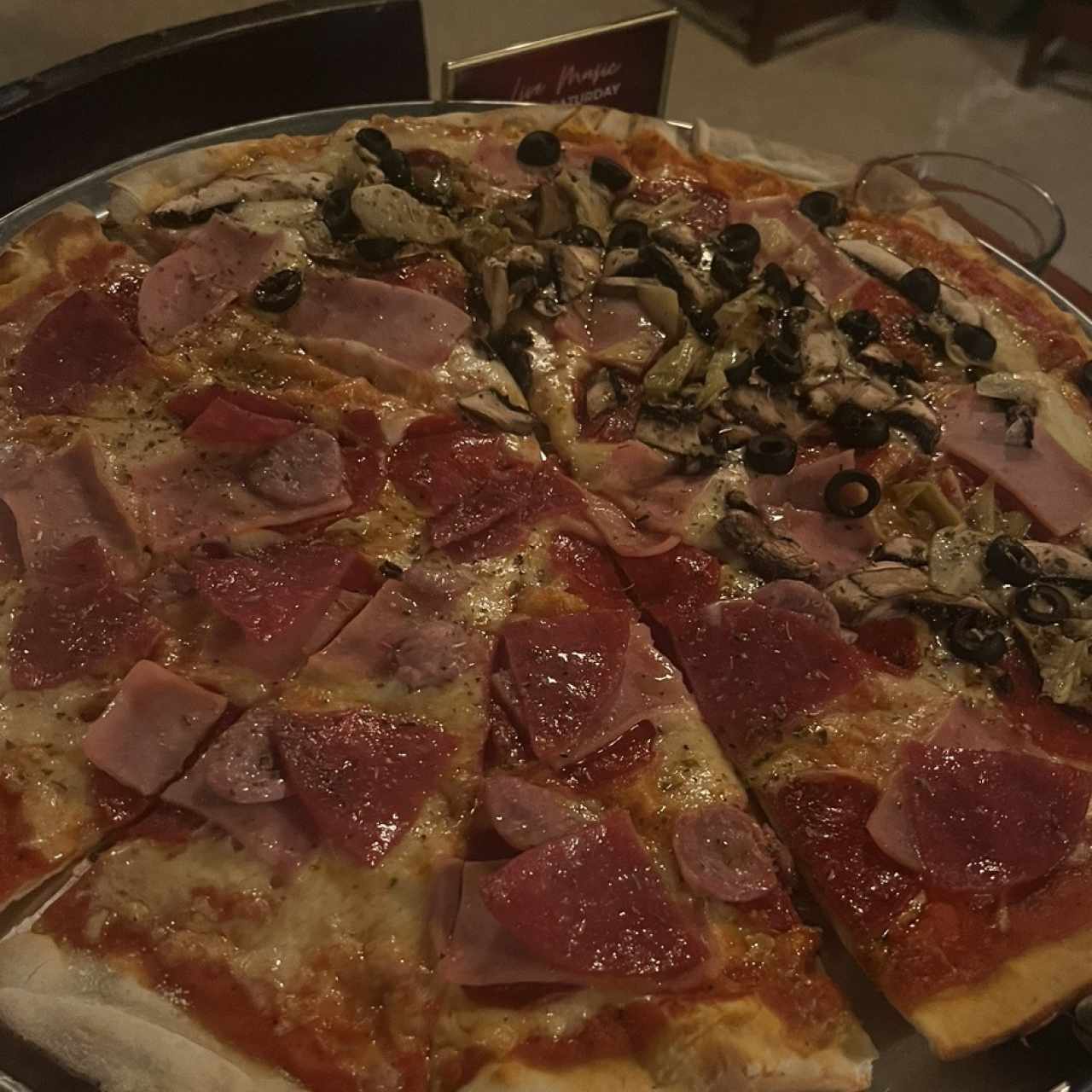 Pizza Familiar 1/2 and 1/2