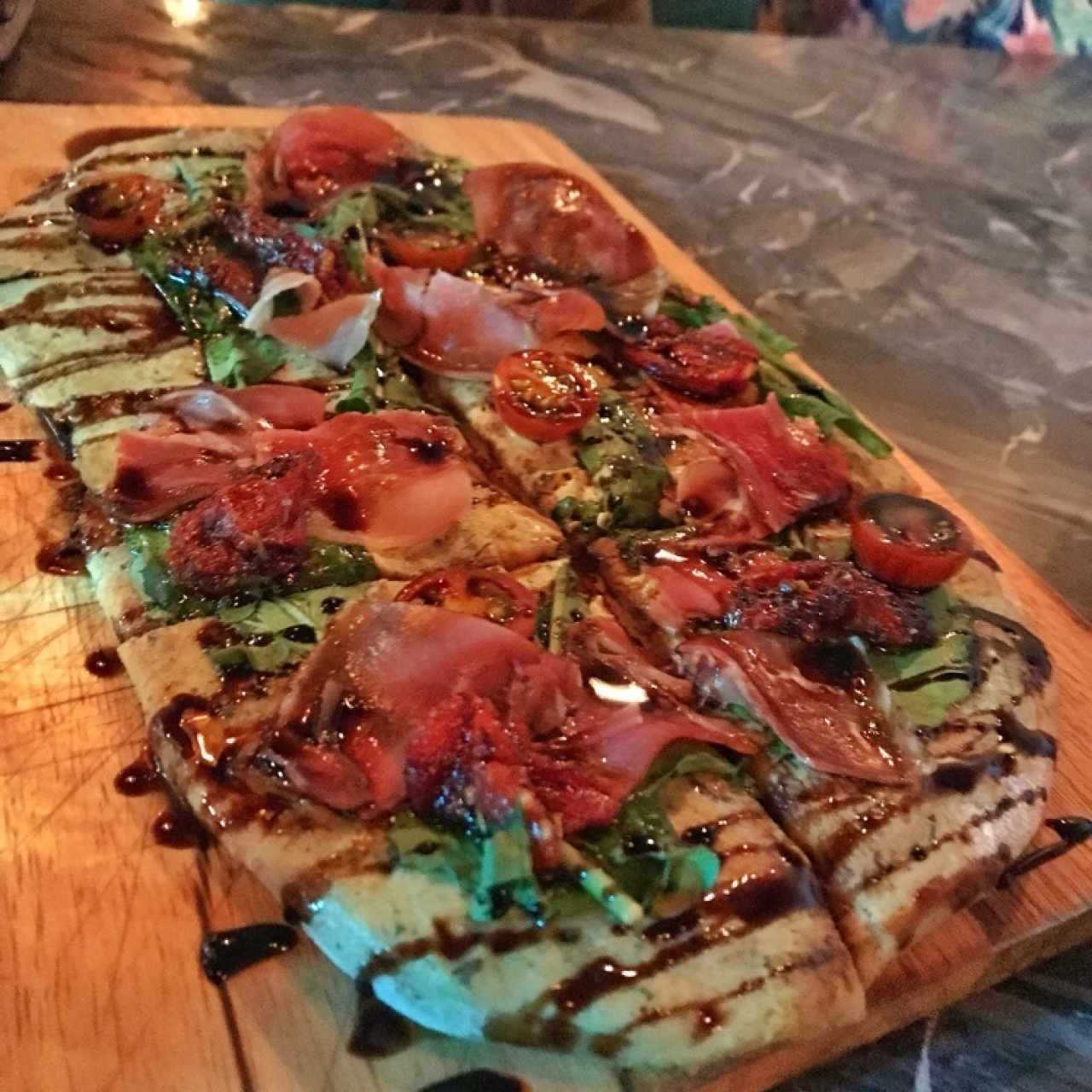 pizza con balsámico