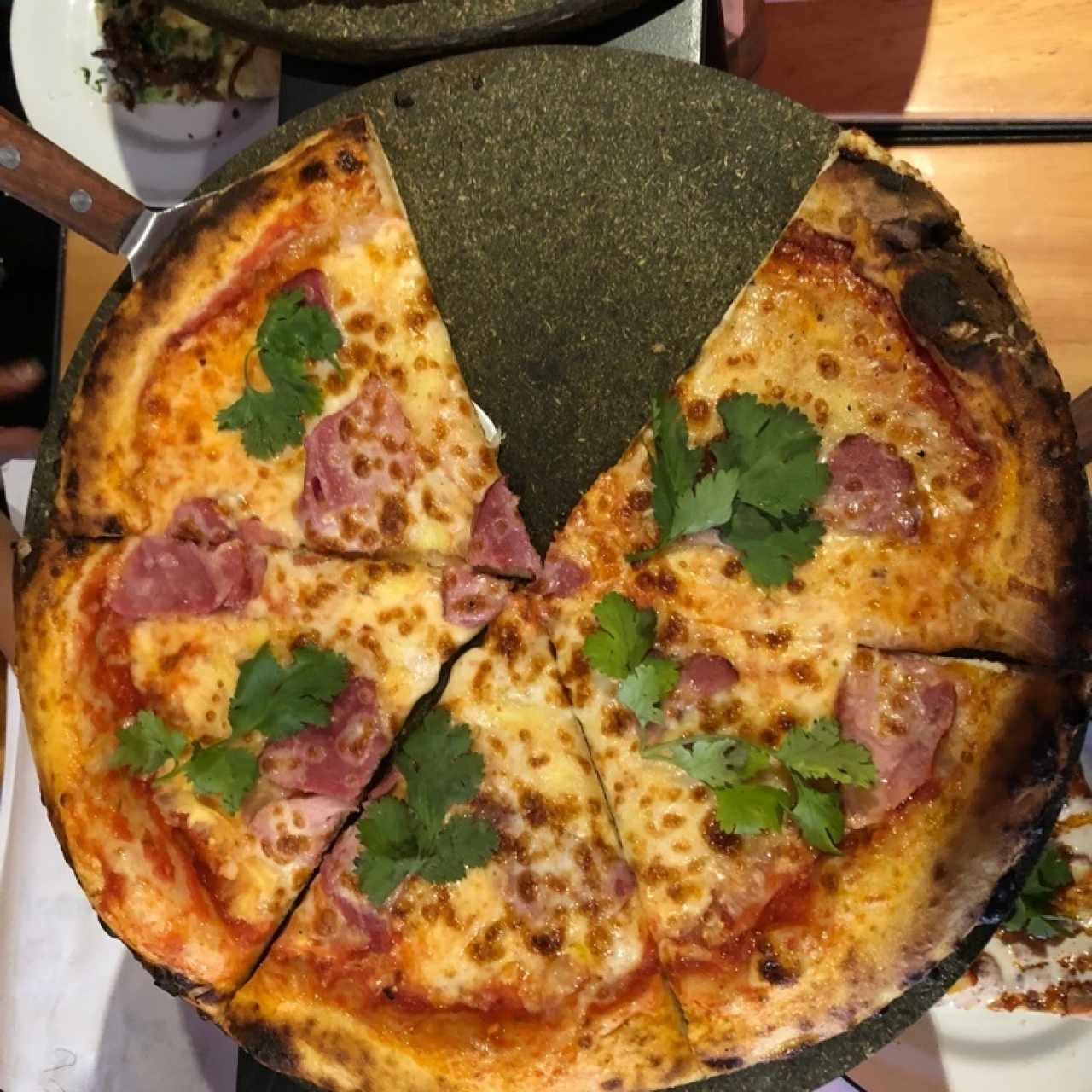 Pizzas Especiales - Hawaii Cuatro-0