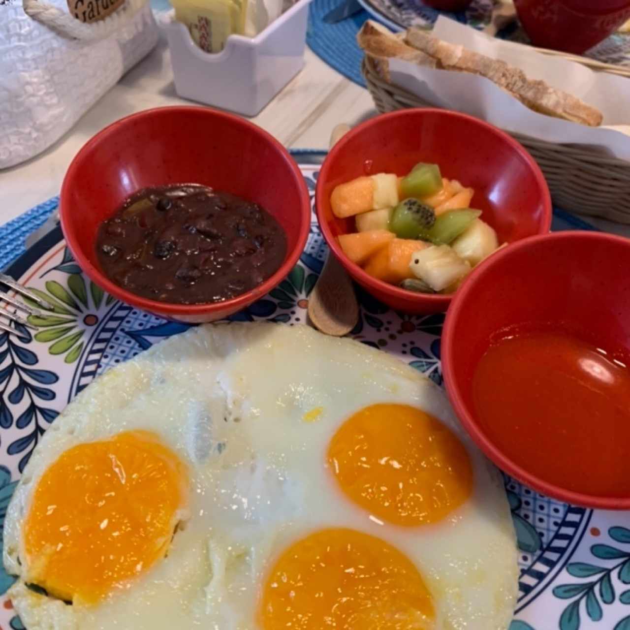 Desayunos - Huevos Mediterráneos+-
