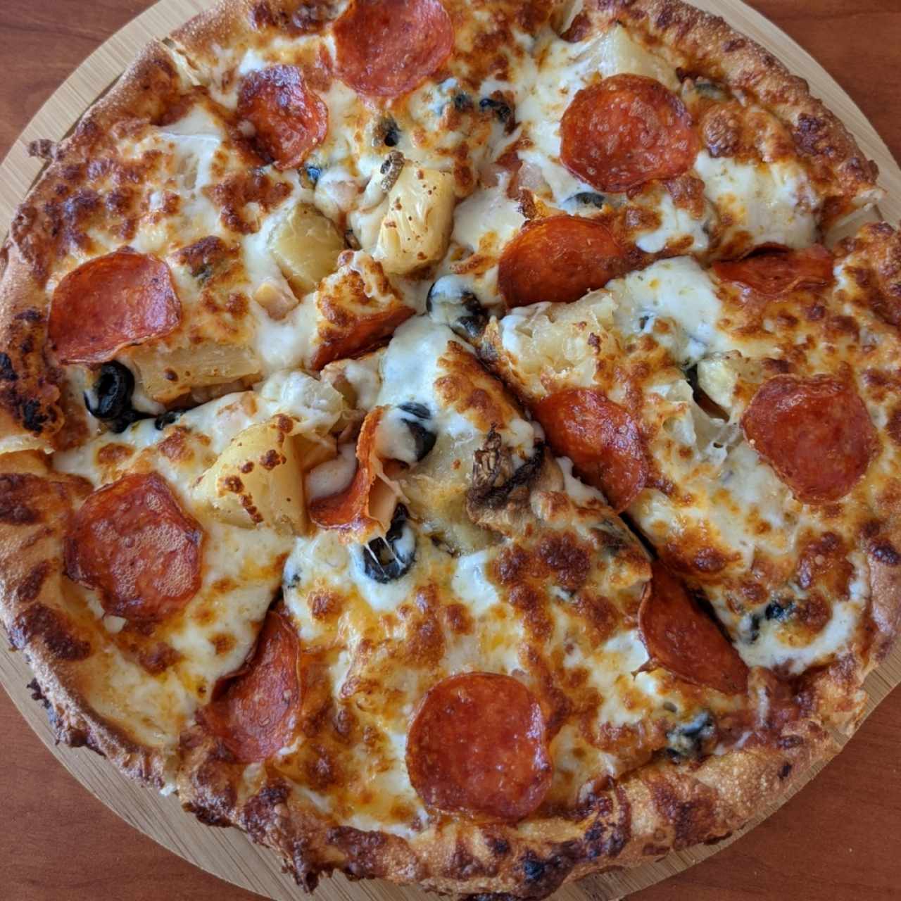 Pizza Hawaiana Deluxe 