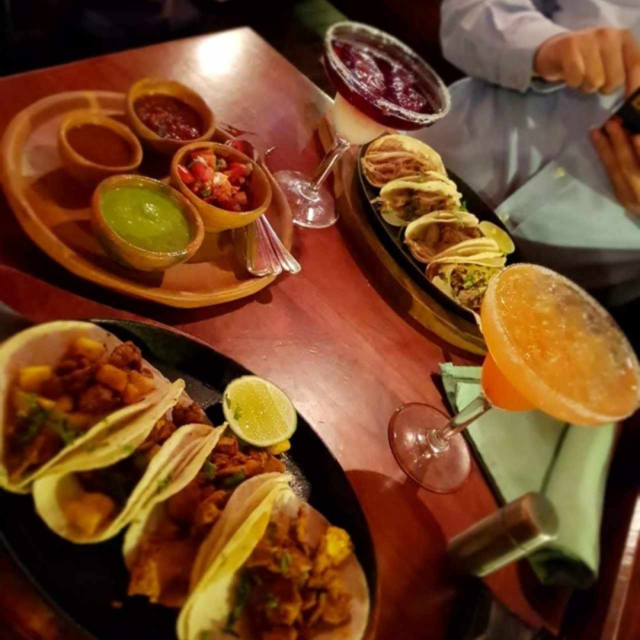 Tacos y Margaritas