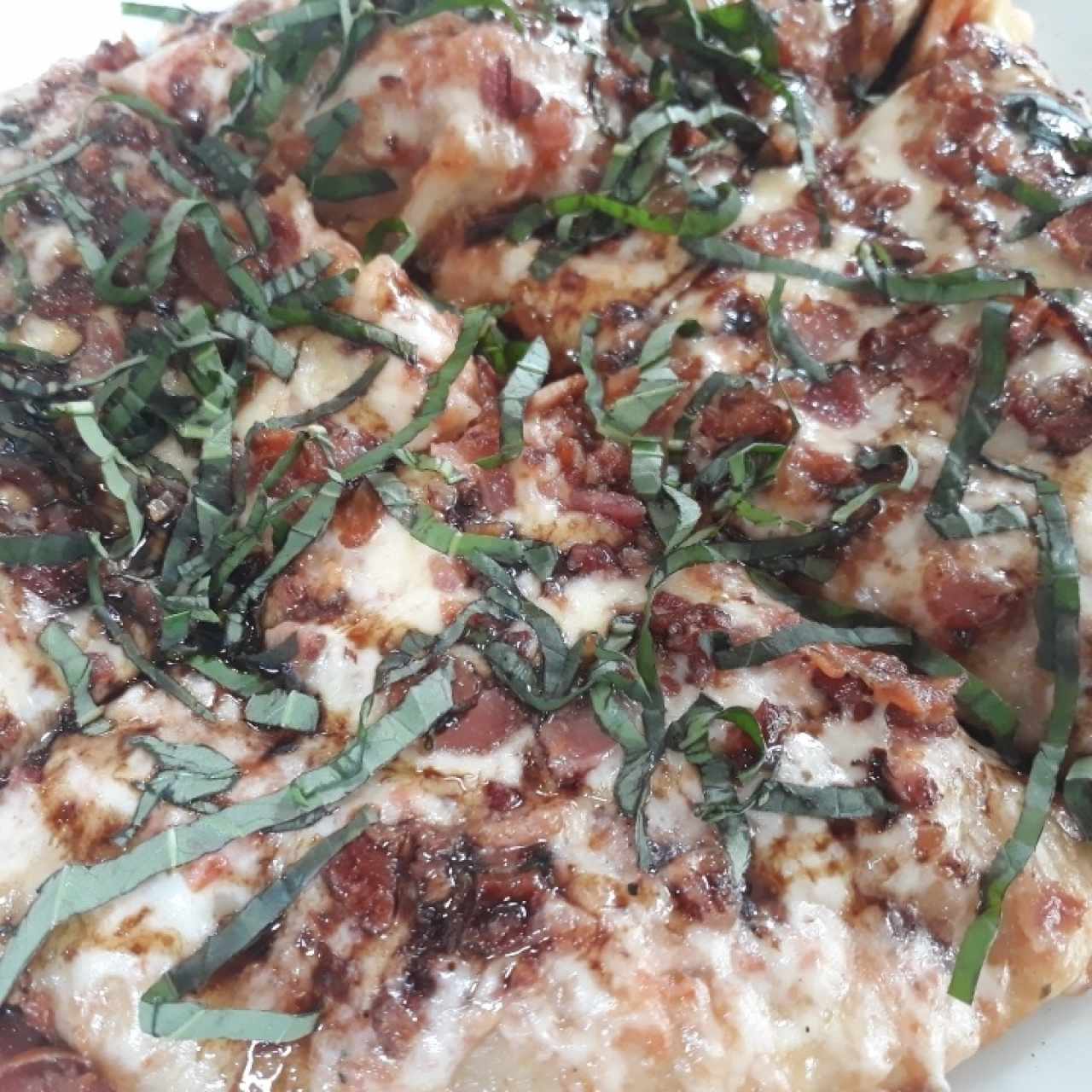 Pizza de Balsámico y Tocino