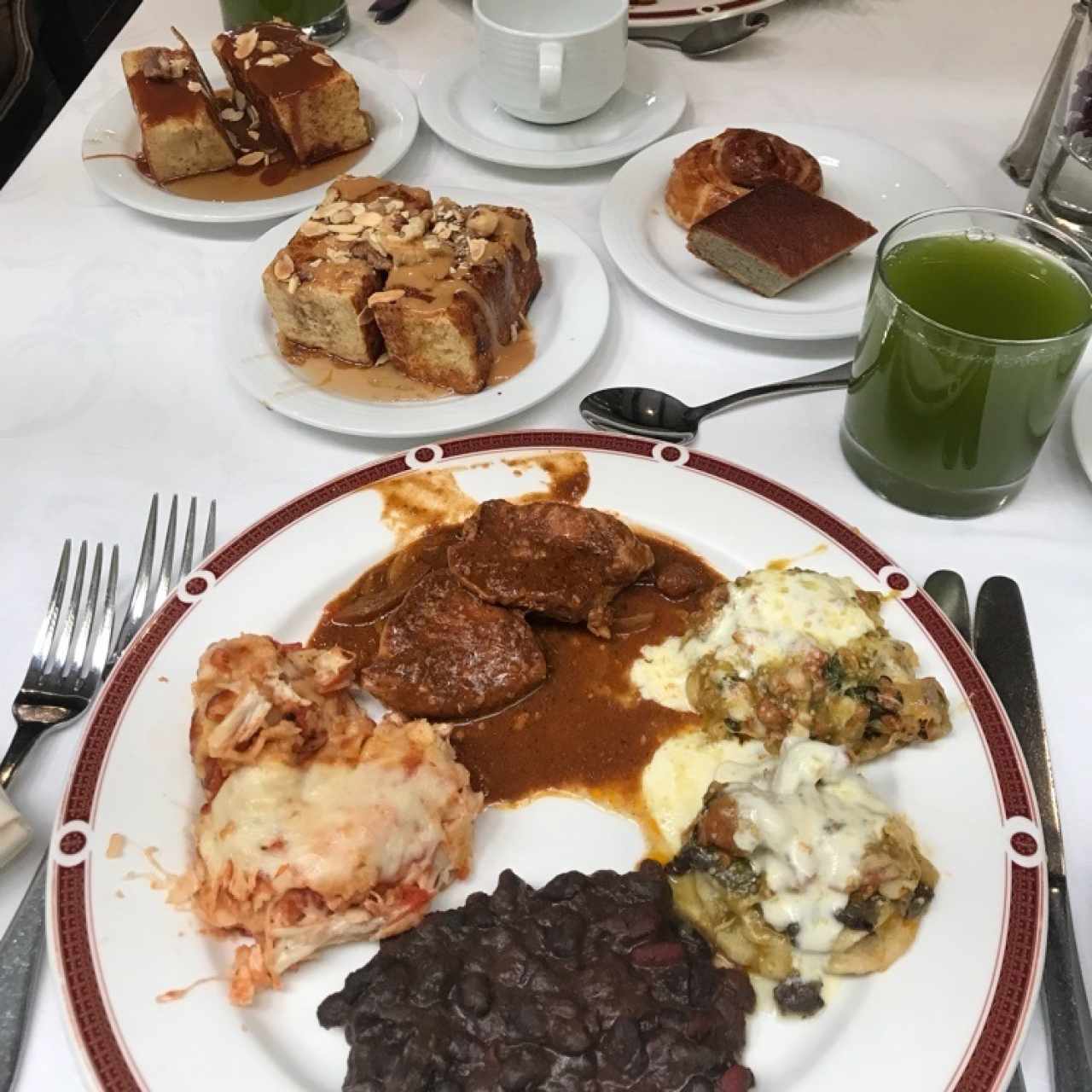 desayuno buffet mexicano