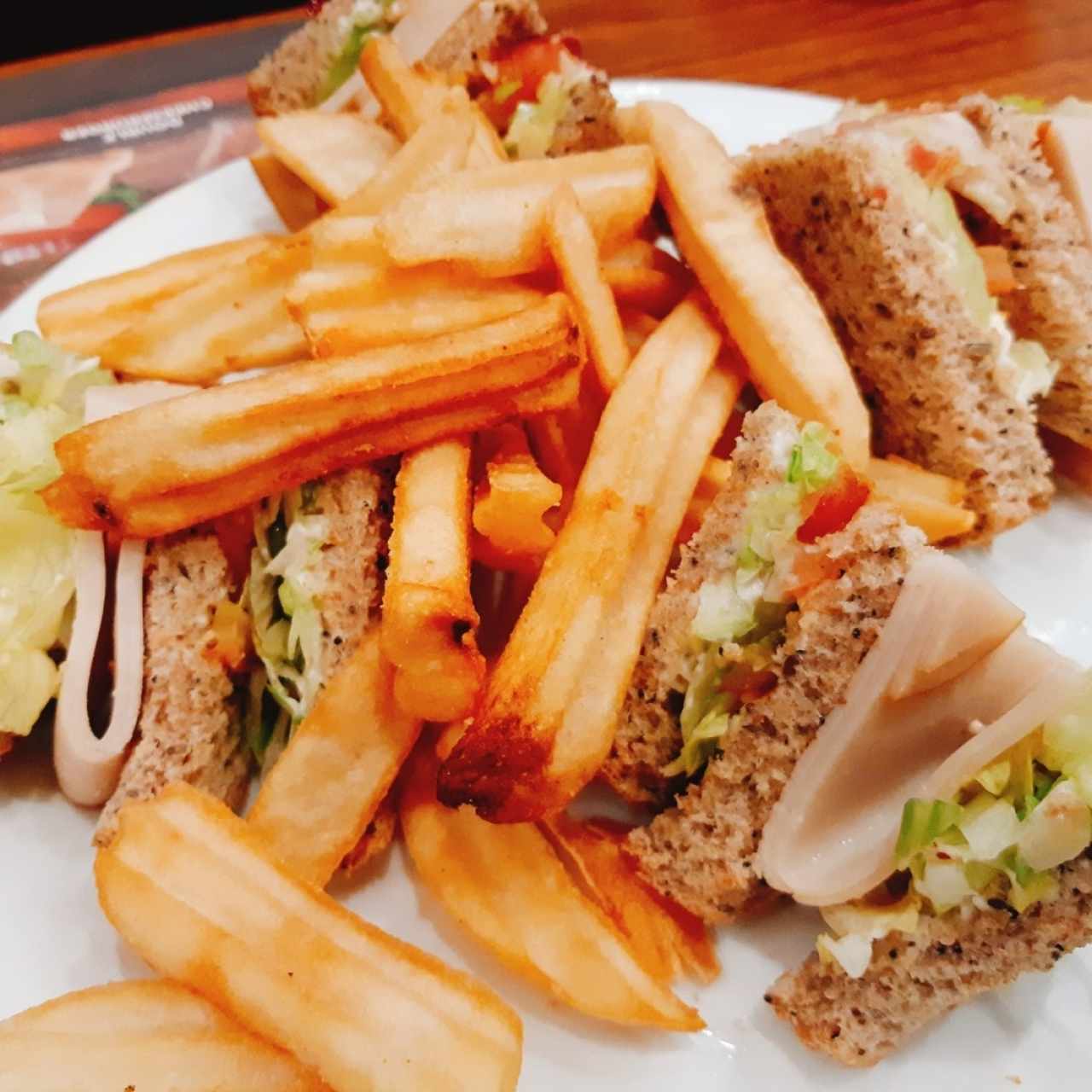 SÁNDWICHES - Club Sandwich