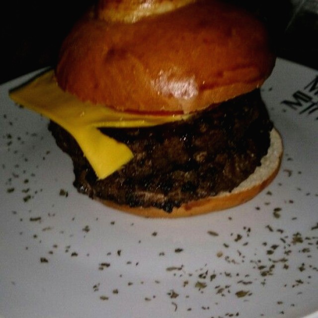 Mito Burger 