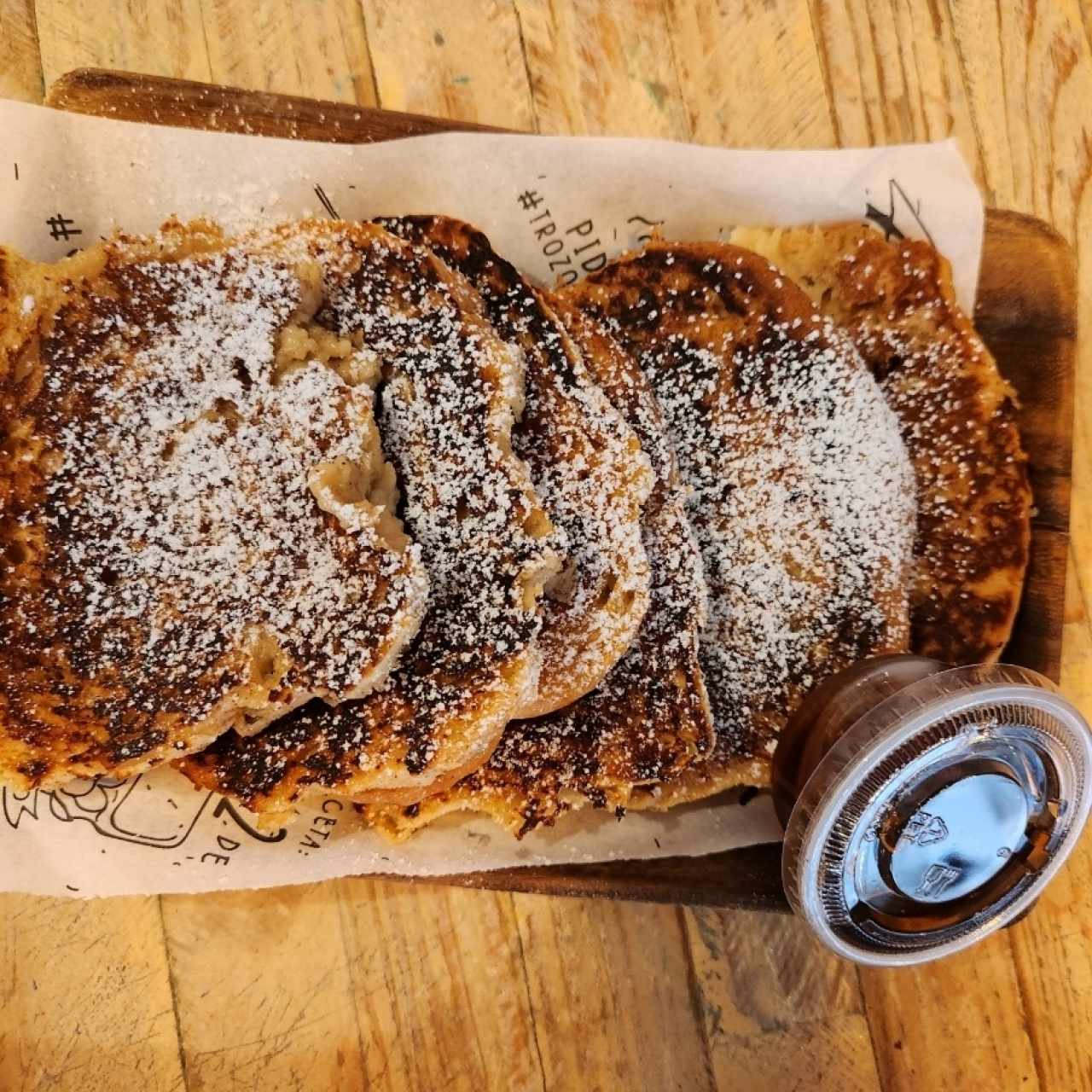 Pancakes-Waffles-Tostadas francesas con sirope