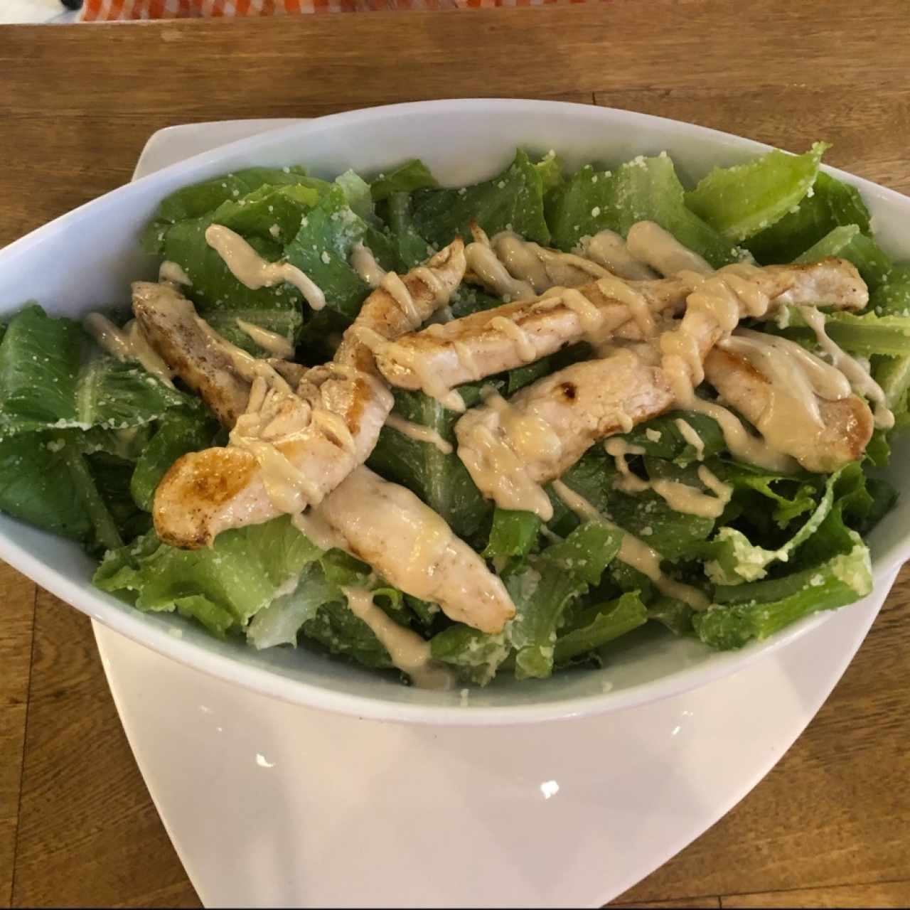 Ensalada Cesar con Pollo