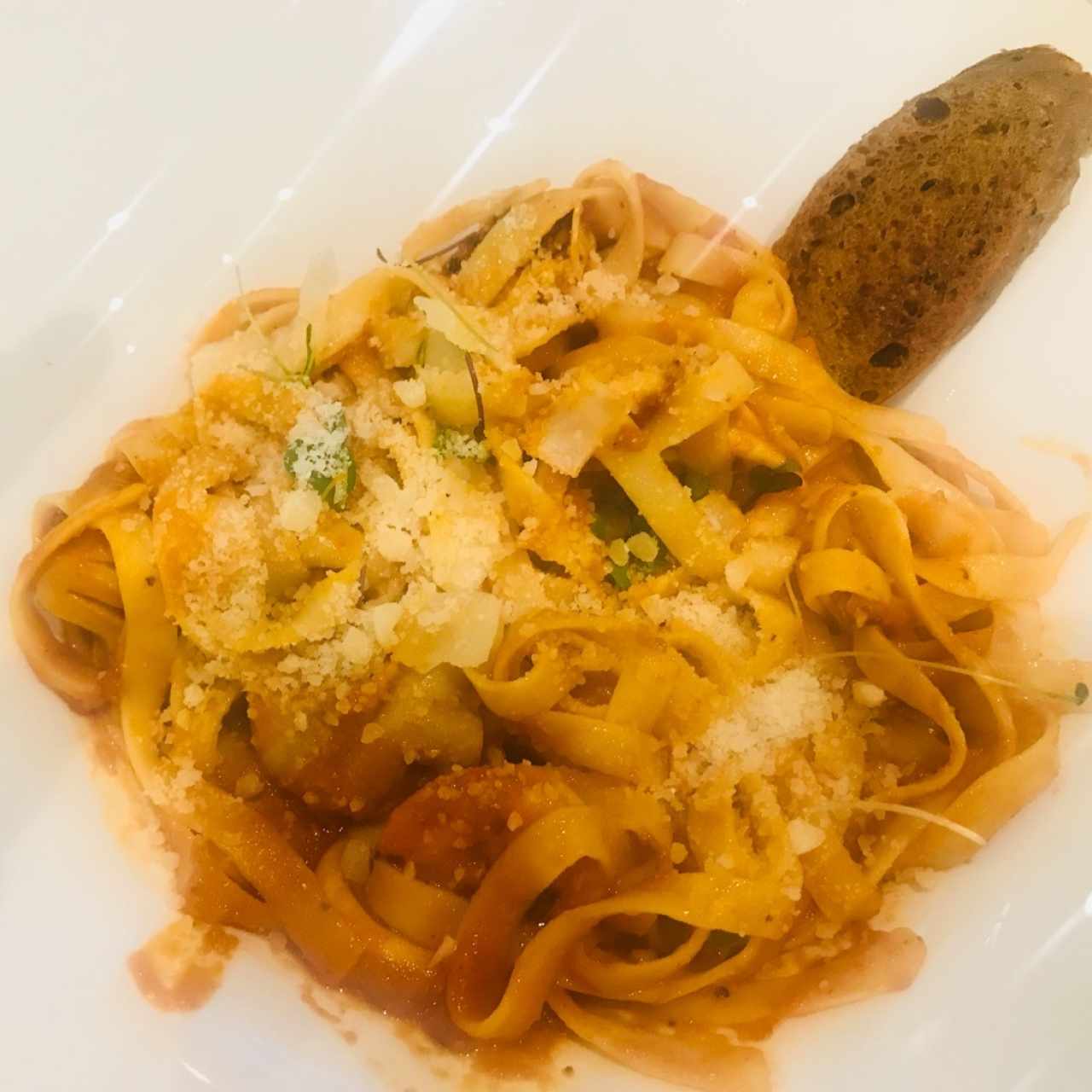 Pasta: Frutos del mar en Fettuccini.