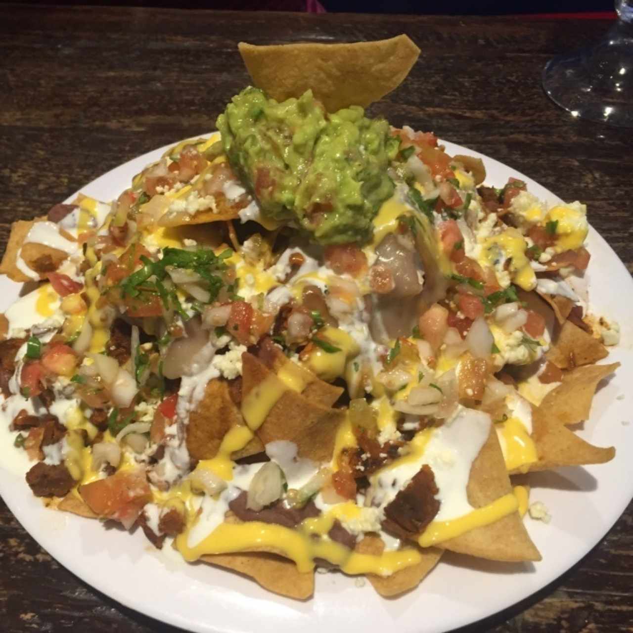 Super nachos al pastor