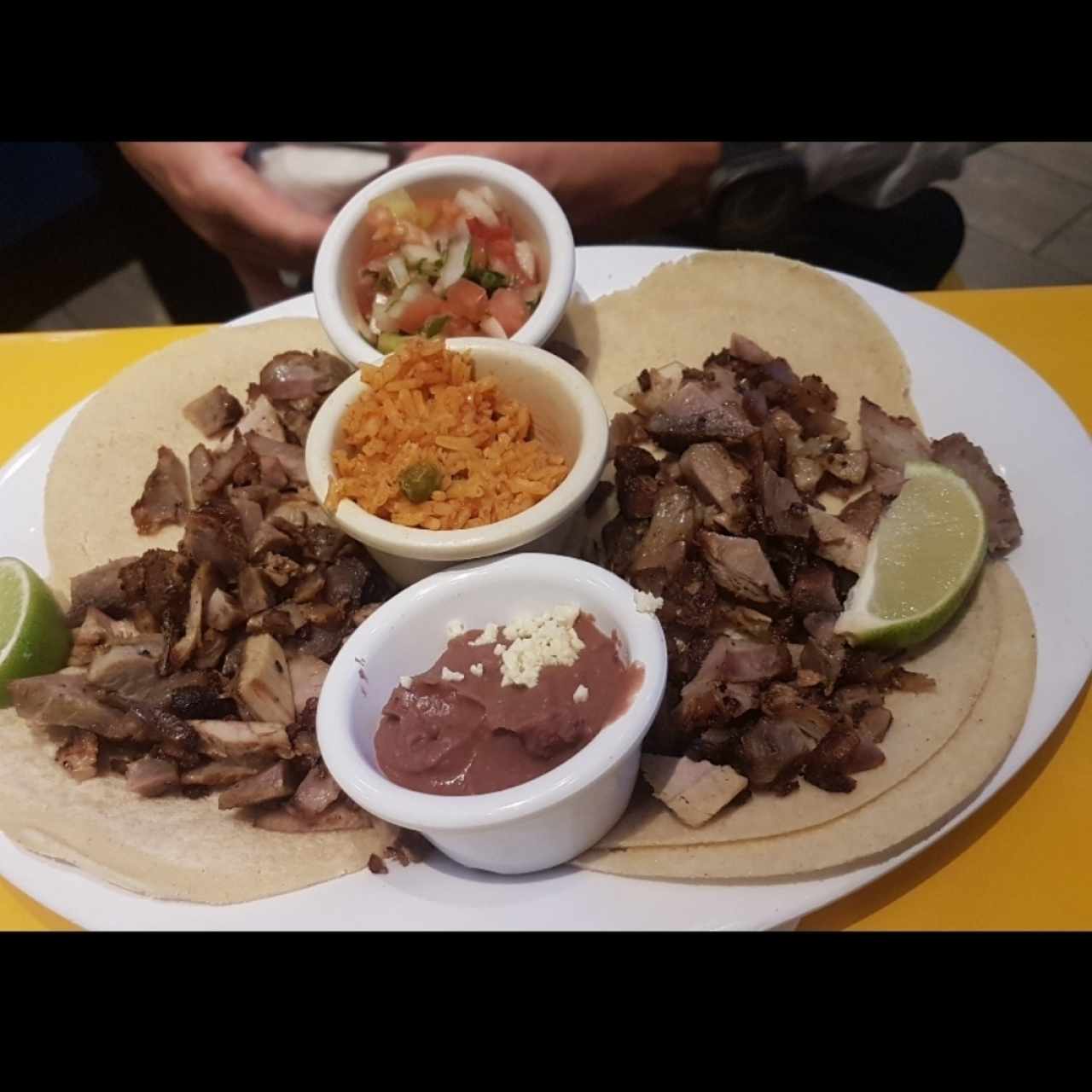 tacos de carnitas