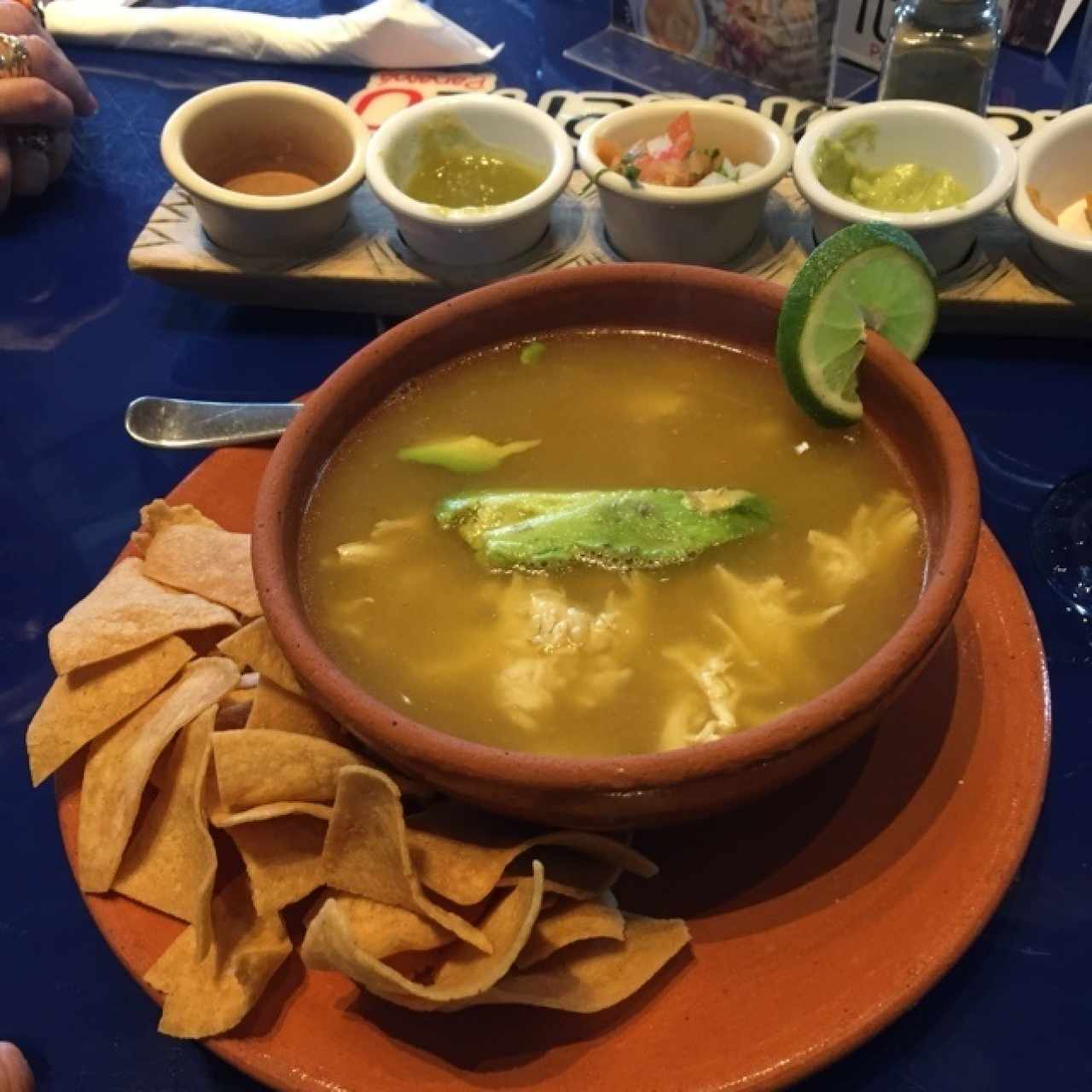 Caldo Tlalpeño.  me encanta este caldito. 