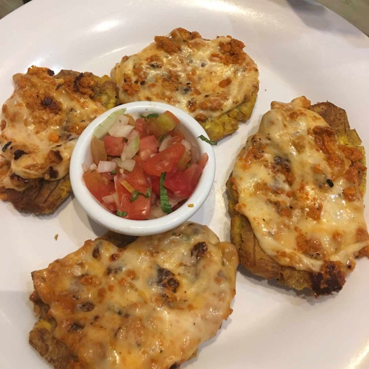 tostones de chorizo y queso