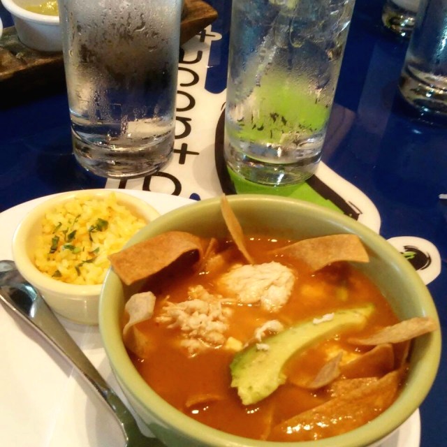 Sopa de tortilla