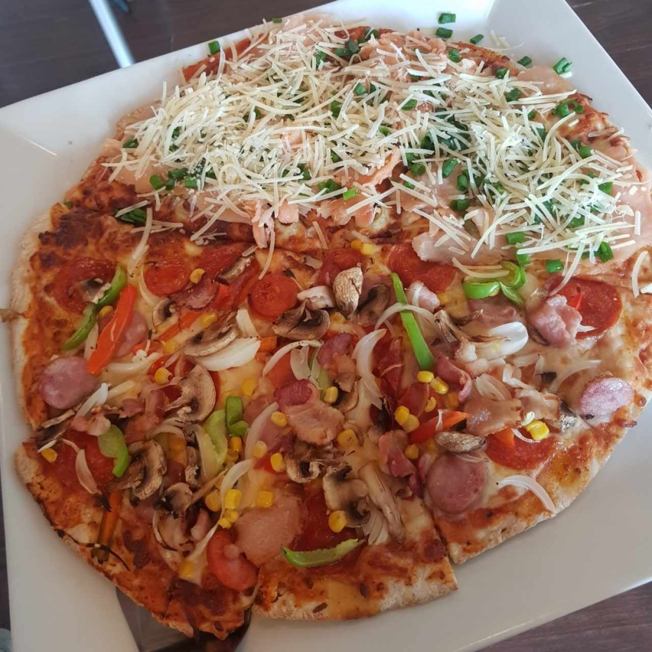 Pizza fusión - Meat & veggie / Salmon