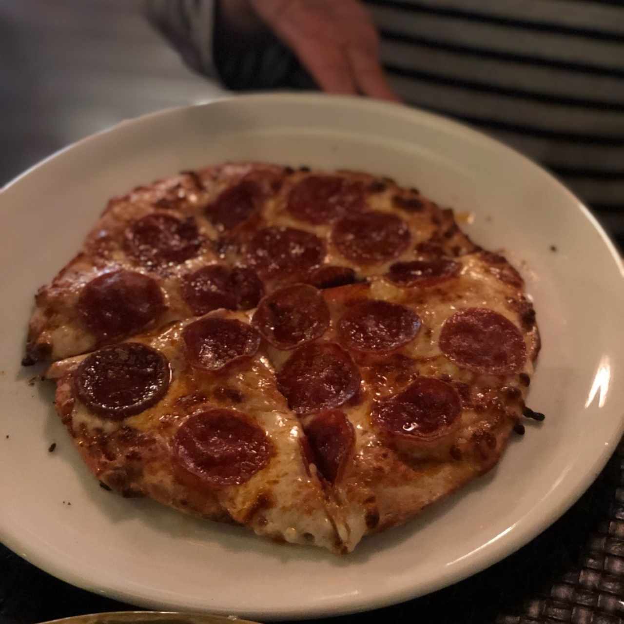 Pizza tradicional - Lost pepperoni.  muy buena