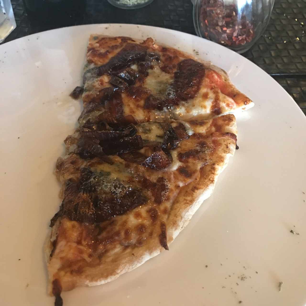 pizza cebolla caramelizada