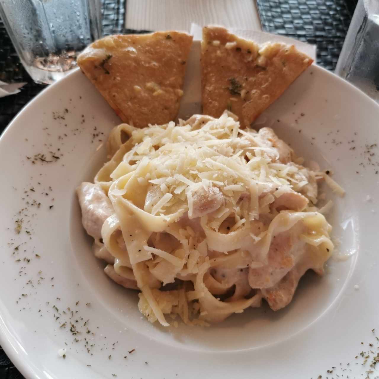 Pastas - Pollo Bechamel
