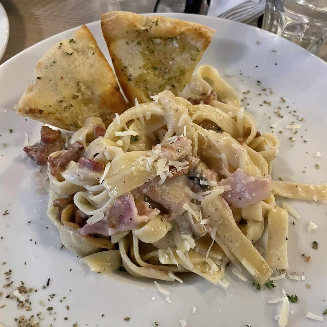 Pasta Alfredo 